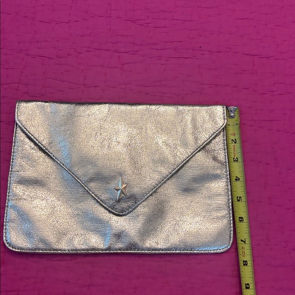 Mugler Angel Metallic Gold Star flat pouch - Picture 8 of 8